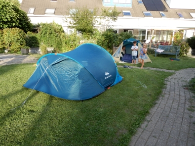 Kamperen in de binnentuin kamperen