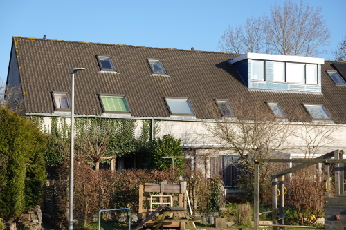 Lantaarns in de binnentuin branden weer Lantaarns binnentuin