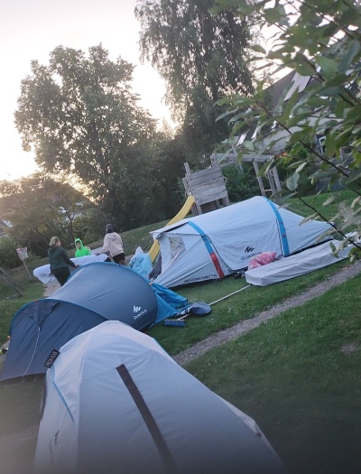 Slapen in de binnentuin Buiten slapen